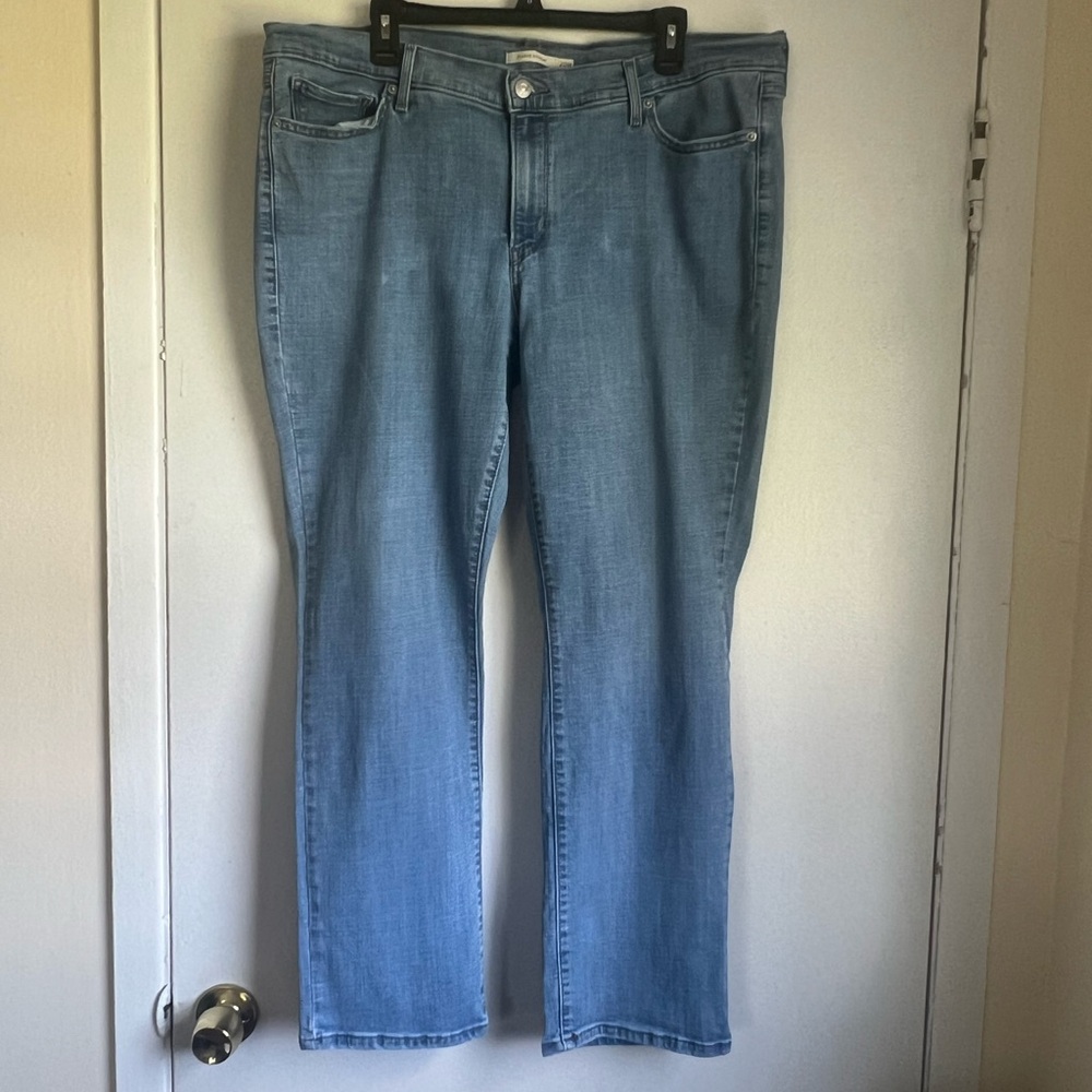 Levi's Light Blue Straight Leg Women's Jeans Size 20W